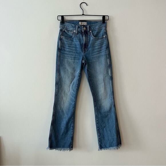 Madewell Cali Demi-Boot Jeans in Comfort Stretch: Eco Edition - Picture 2 of 9